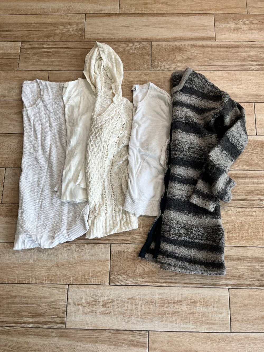 Womens Bundle of 5 Various Long Sleeve Sweaters - L